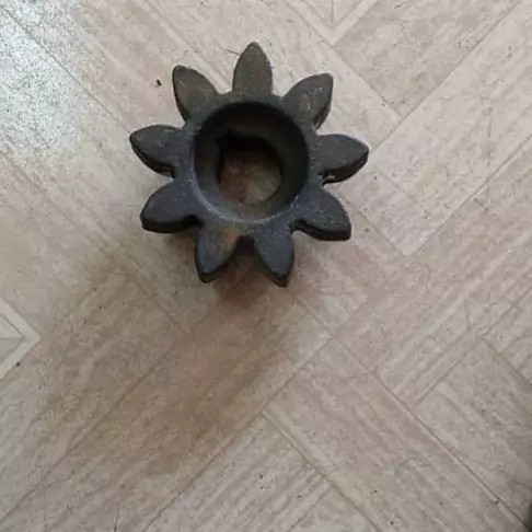 دنده کوچک دستگاه بتونیر